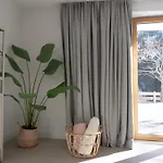 Haus Heidi 아파트
